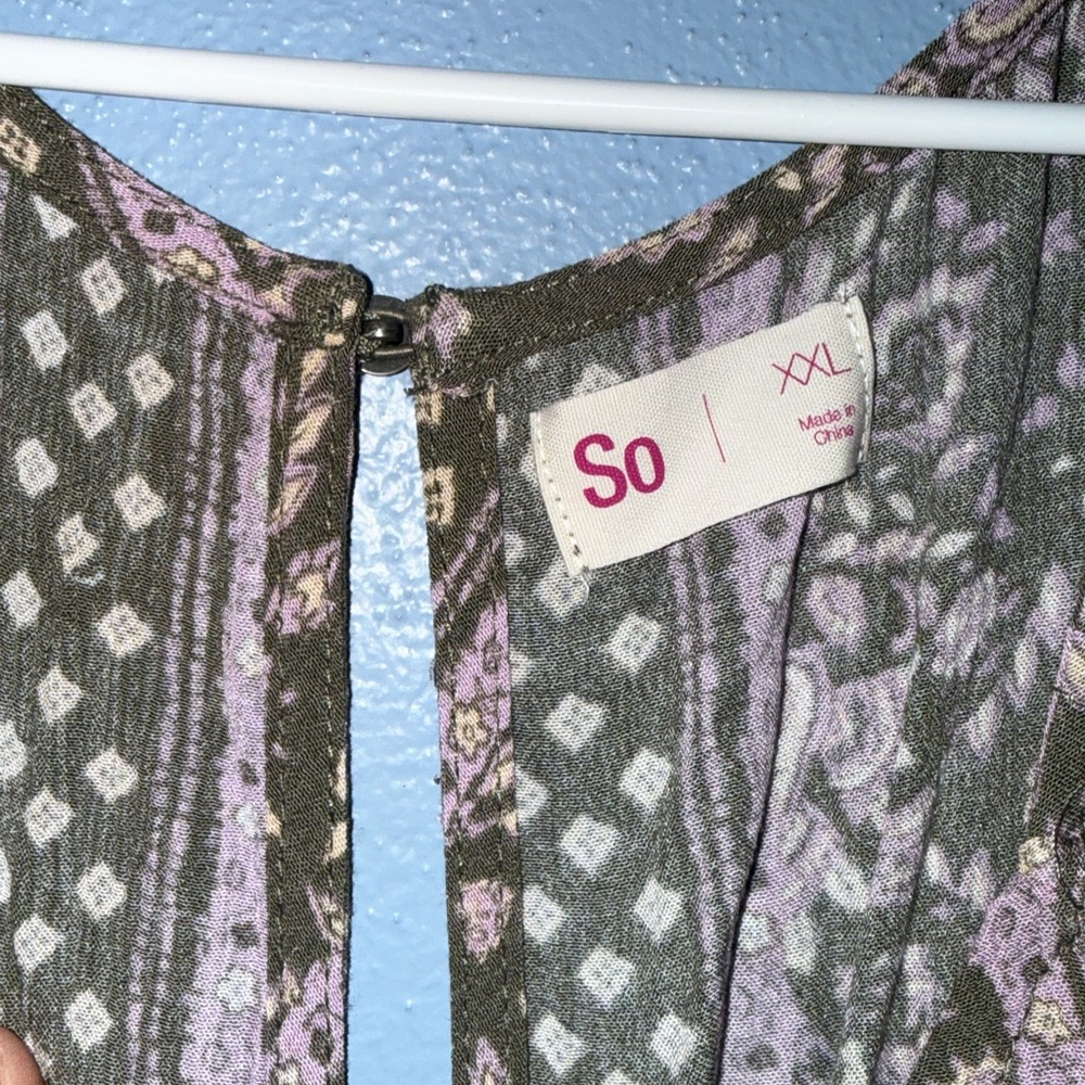 Smocked WB Jumpsuit - Picture 5 of 9